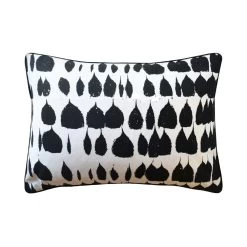 QUEEN OF SPAIN PILLOW,14X20 BK